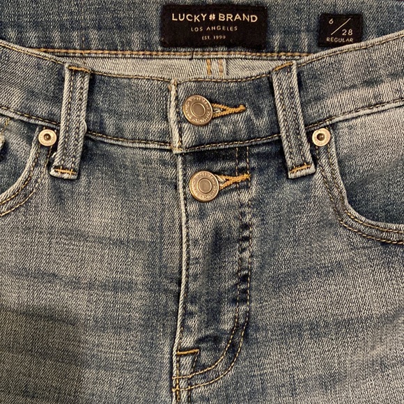 Lucky Women’s Skinny AVA Jeans, Sz6, Great Condition, 2 button with zipper fly. - Picture 5 of 15